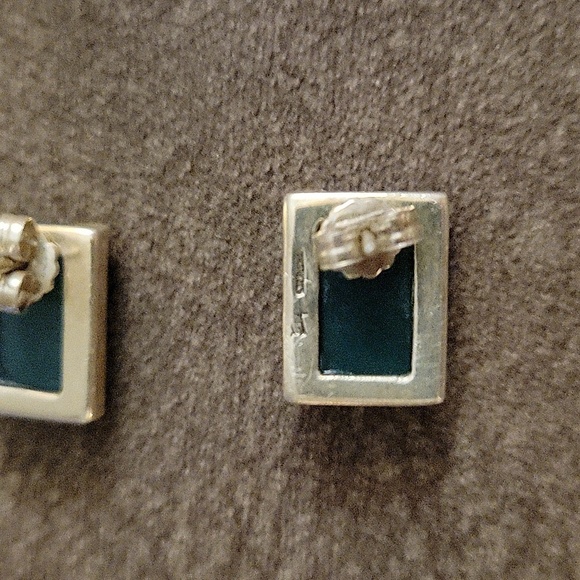 VTG Green Glass Marcasite Rectangle Art Deco Old Hollywood Post Earrings - Picture 5 of 5